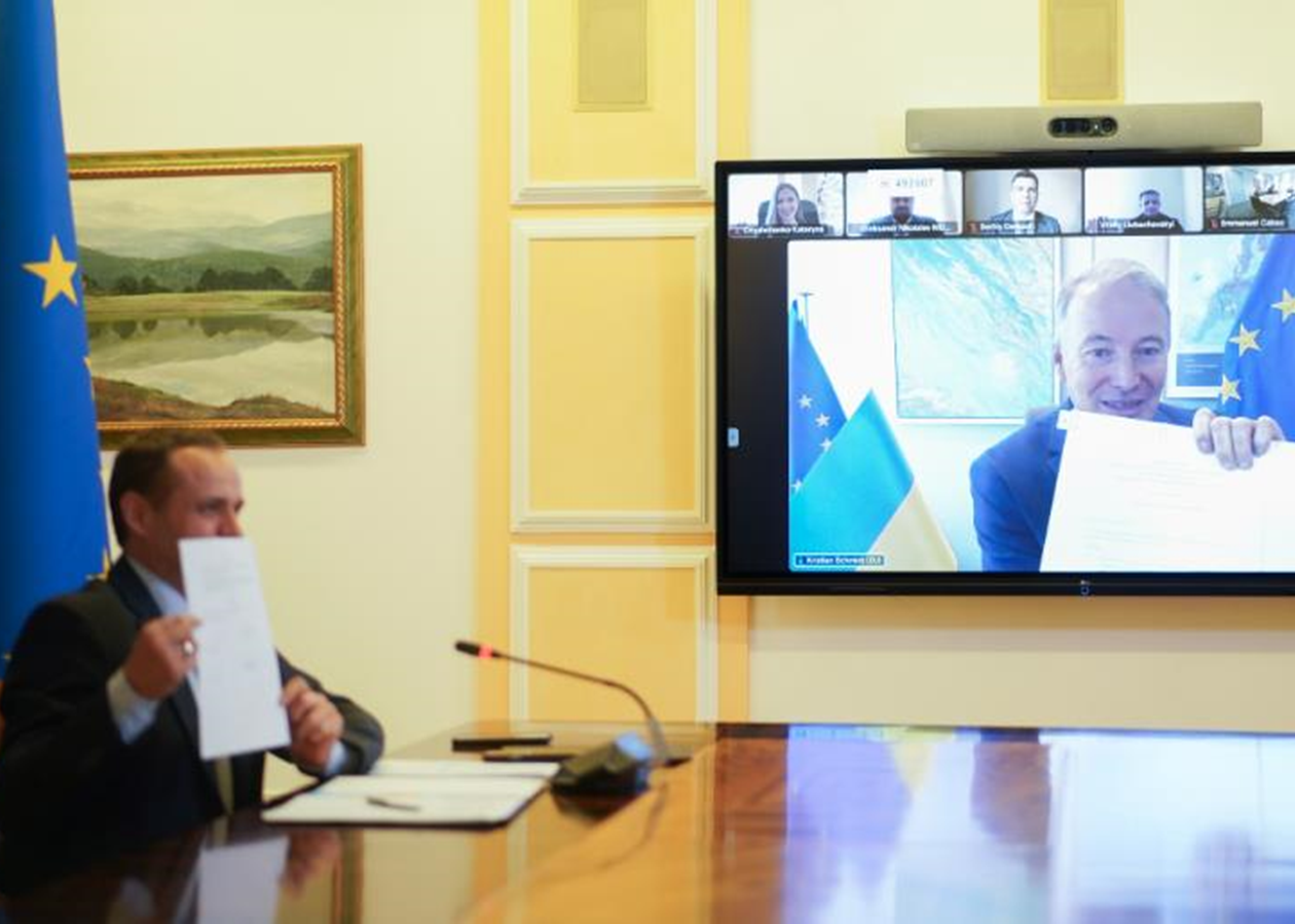 Україна та ЄС продовжили "транспортний безвіз"