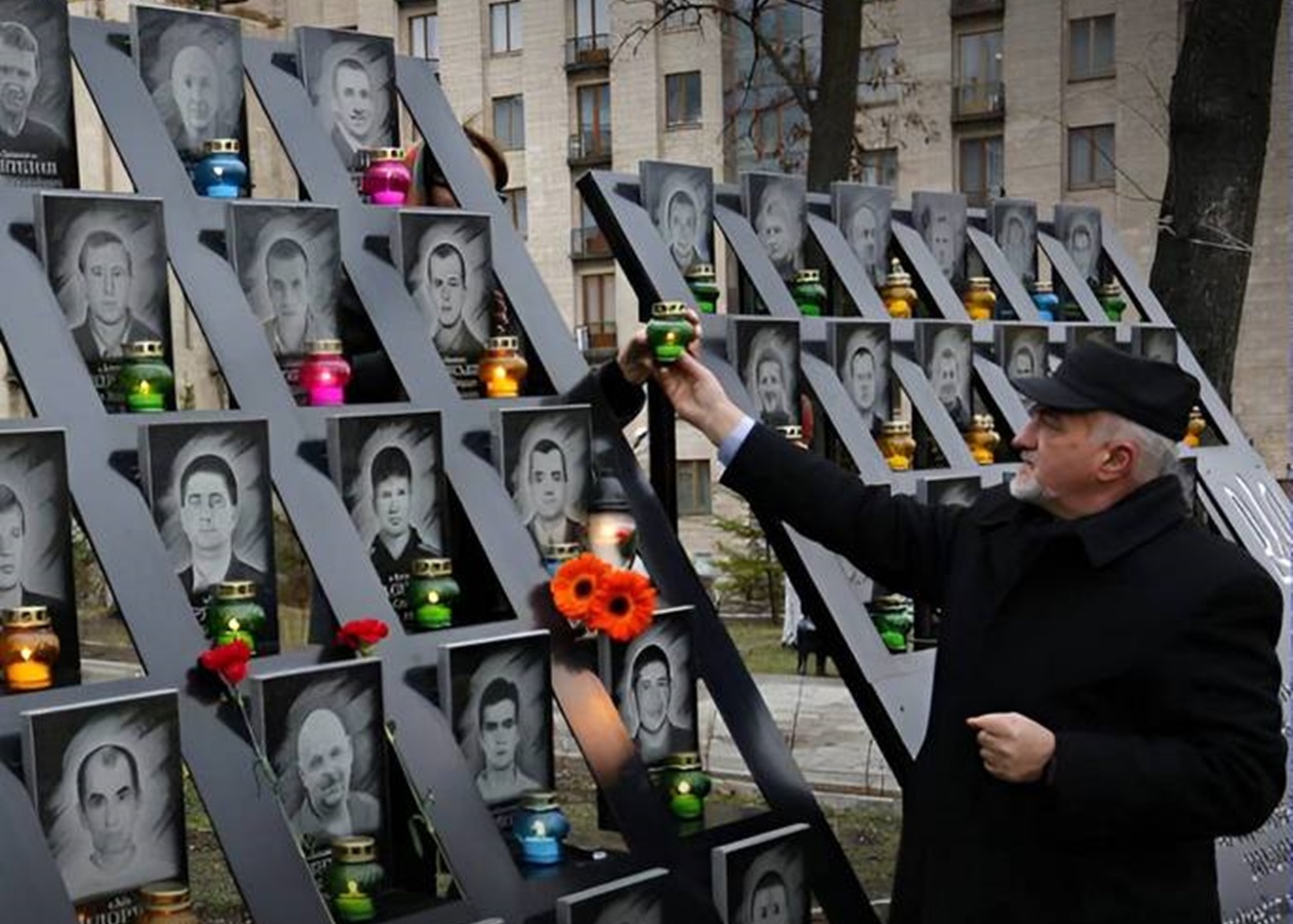 Уряд збільшив виплати родинам Героїв Небесної Сотні