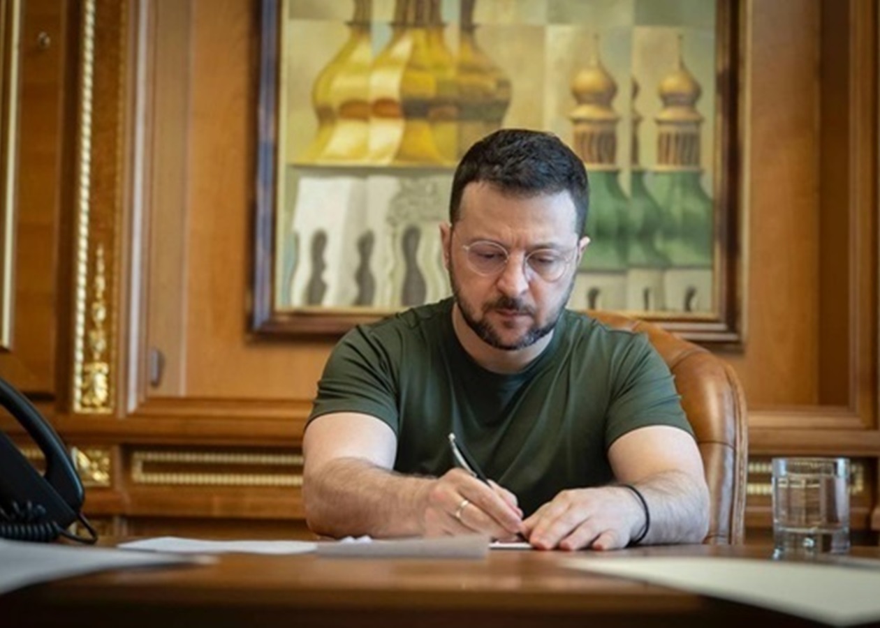 Україна ввела санкції проти 56 морських суден