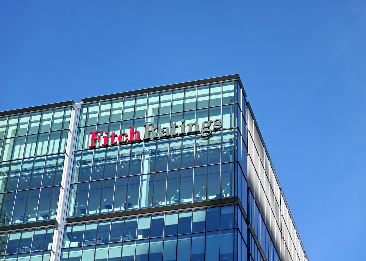 Fitch підвищив кредитний рейтинг України