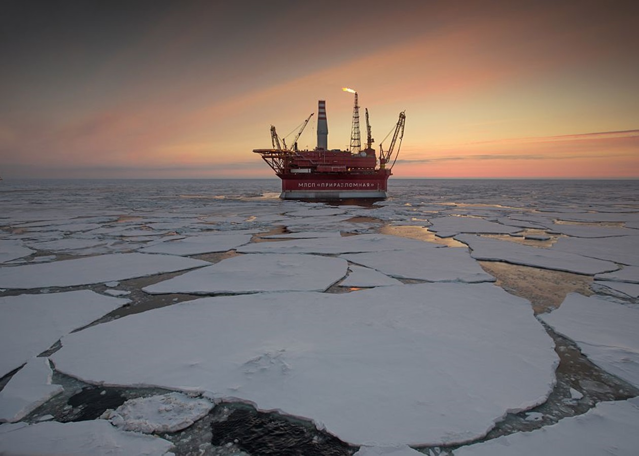 Нафтові компанії Росії змушені скорочувати обсяги буріння – ЗМІ