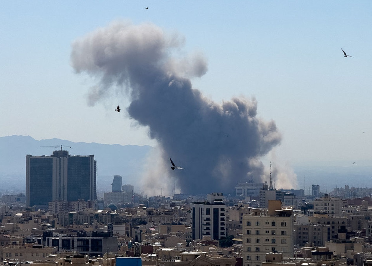 Ізраїль атакував урядові будівлі у Тегерані