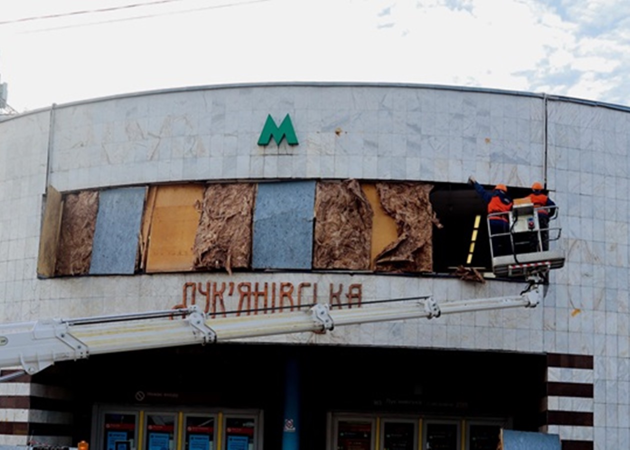 У Києві відновили роботу метро Лук’янівська
