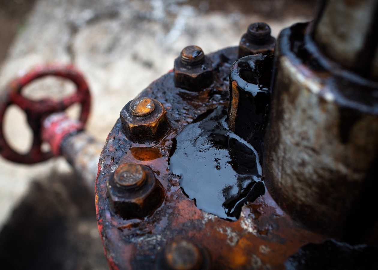 Російська нафта обвалилася нижче $42