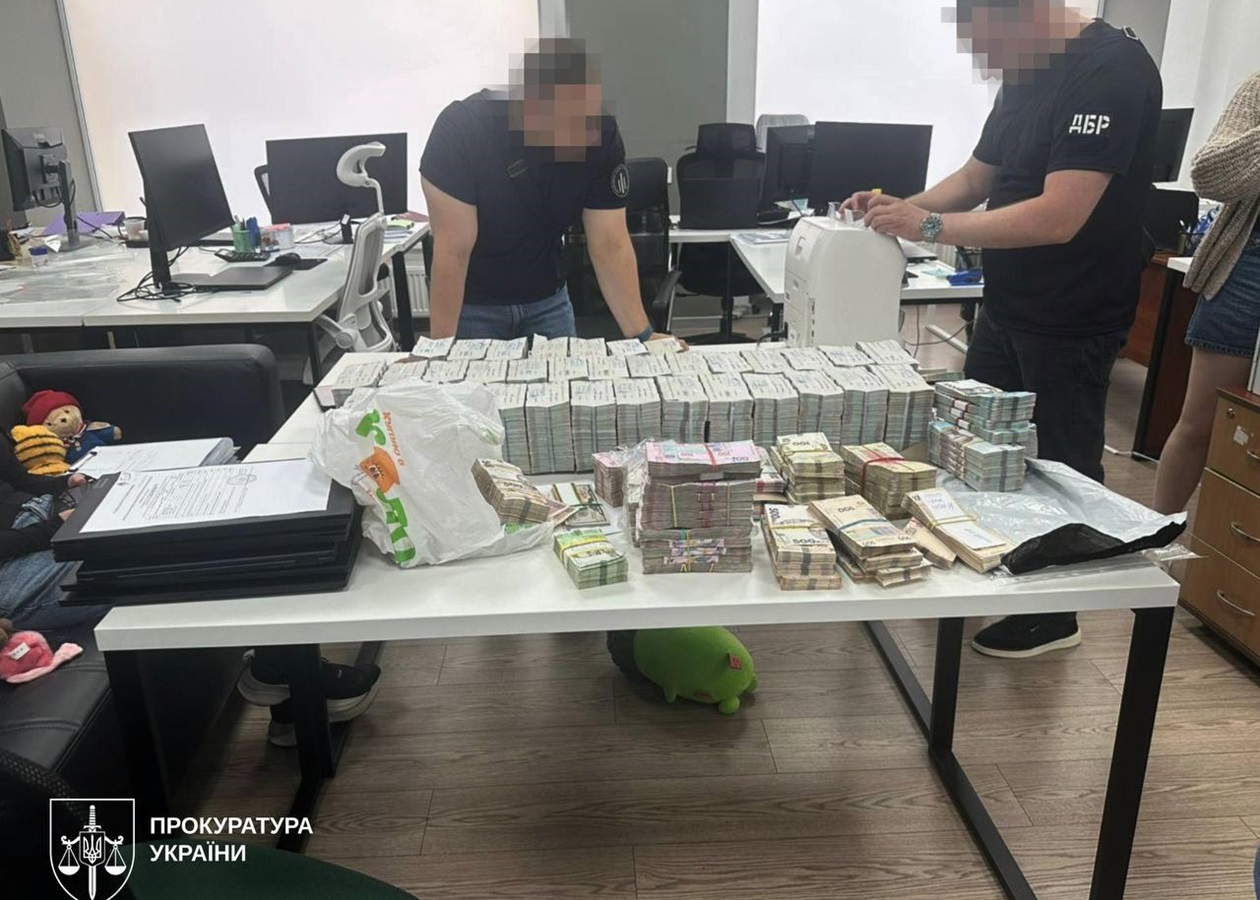 Розслідується привласнення коштів під час закупівлі дронів на майже 7 млрд